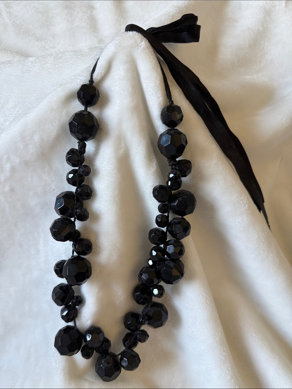Black Faceted Bead Statement Necklace - Women Jewelry